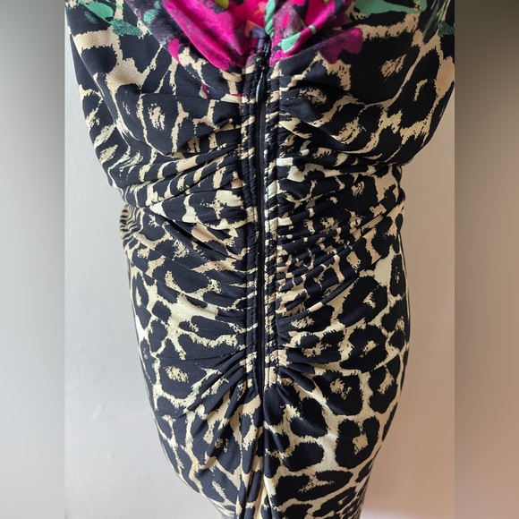 Boston Proper floral/animal print dress, ruched elastic waist, side zip, size 10 - Picture 4 of 6
